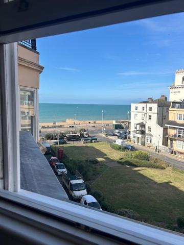 Garden Square Central 2 Bed & Sea-View Apartment Brighton Exterior foto